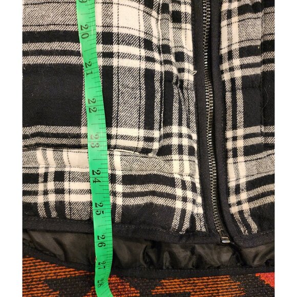 A New Day Black & White Plaid Puffer Vest With Front Pockets & Zipper Closure XL - Picture 5 of 13